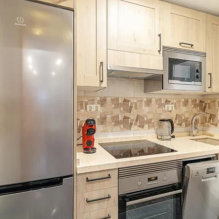 Golden Lily Granfield A129 Apartman