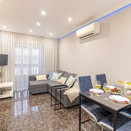 Golden Lily Granfield A129 Apartment